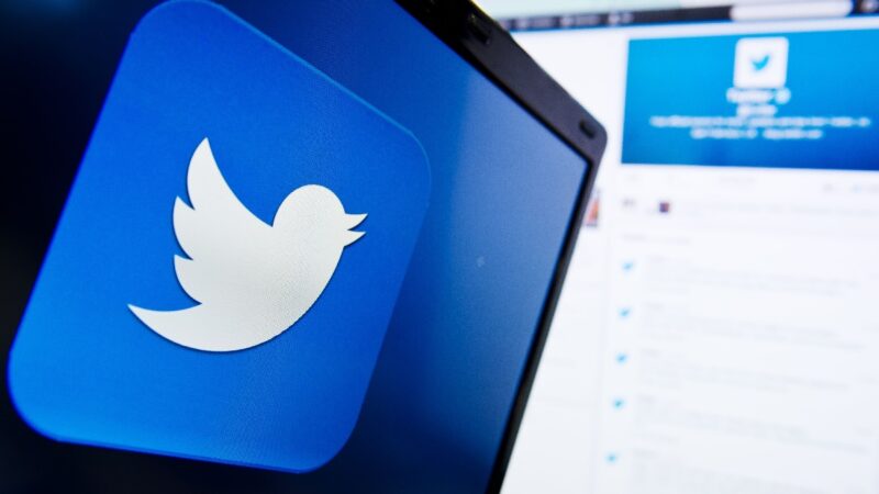 推特审查升级 川普蓝标推文一度被禁点赞跟贴