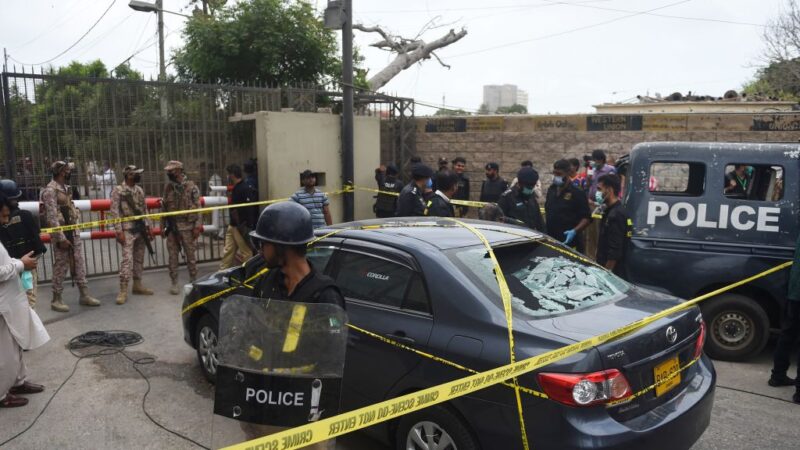 攻击巴基斯坦证交所 4枪手遭当场撃毙
