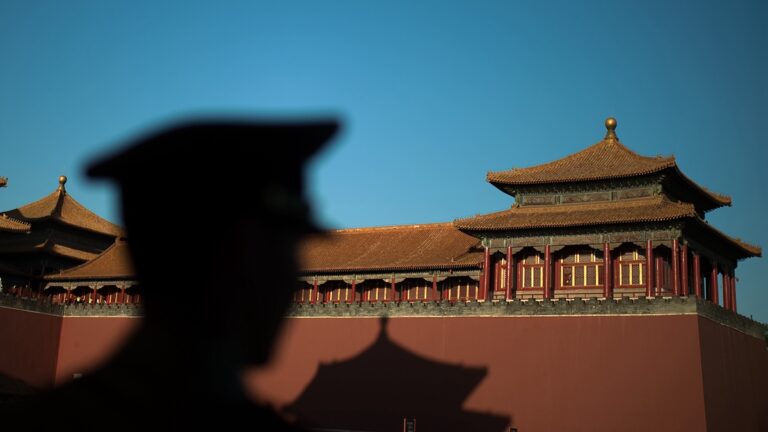 黨媒突低頭讚中美友誼 網絡狂轟：一掐脖子就求饒