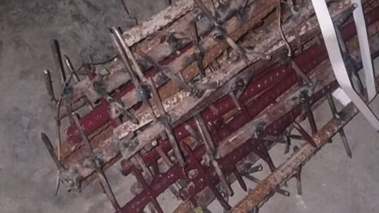 生鏽鋼筋焊鐵釘！中共「狼牙棒」殺印軍武器曝光