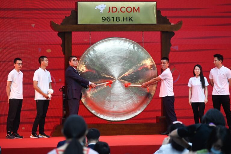 國際關係惡化 中企加速逃往中港股市上市籌資