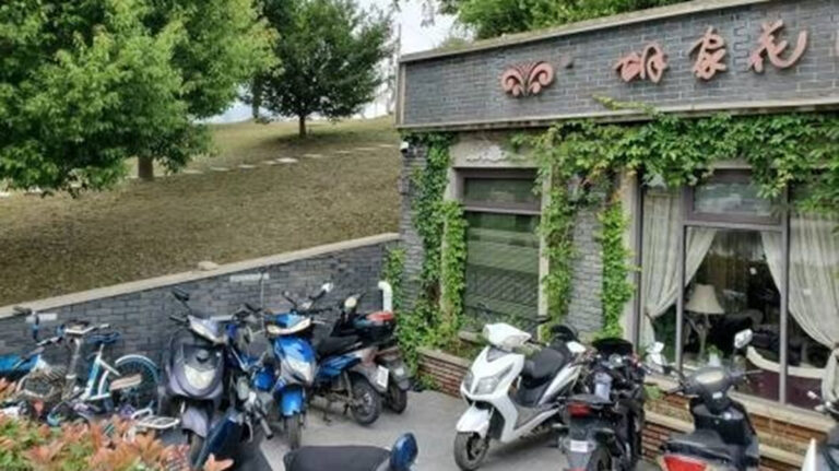 長江下游防洪壩已嚴重滲水 肚子裡卻開餐廳
