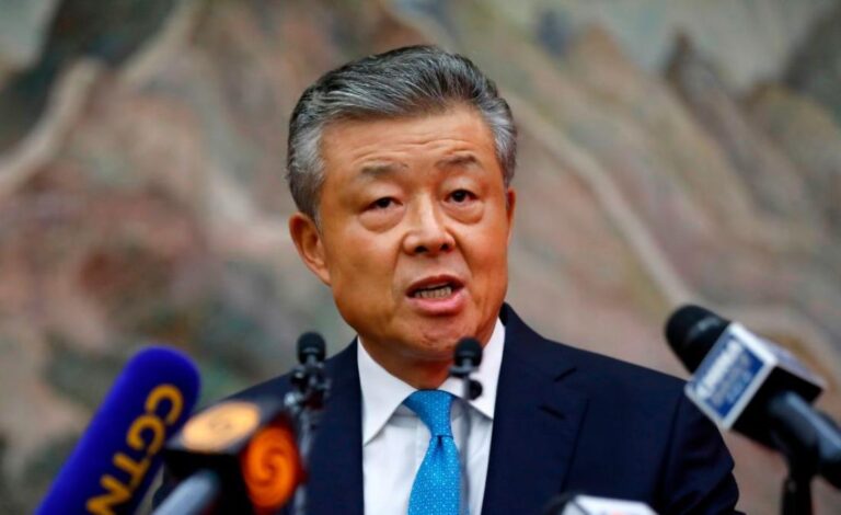 英中對峙升溫 中共大使稱不排除禁港人離境赴英