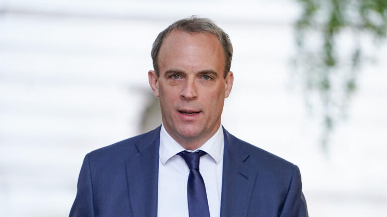 英國外相：將暫停與香港的引渡條約