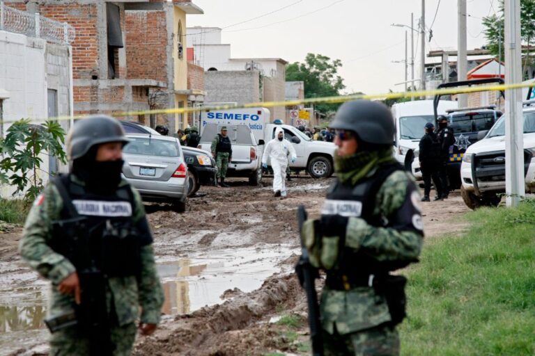 墨西哥歹徒持槍闖戒毒所 亂槍掃射至少24死7傷
