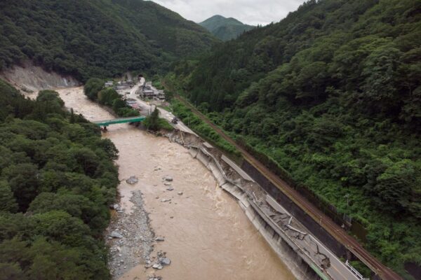 豪雨重創日本九州已65死 道路中斷多處成陸上孤島