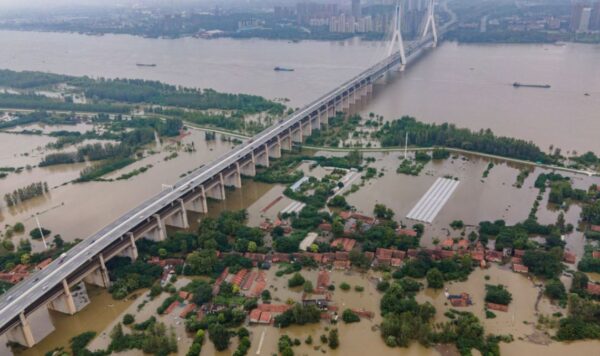 最大洪峰將至 受訪市民:周邊6區分洪保武漢主城