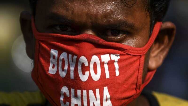 印度人華府中領館前抗議 「打倒中國共產黨」