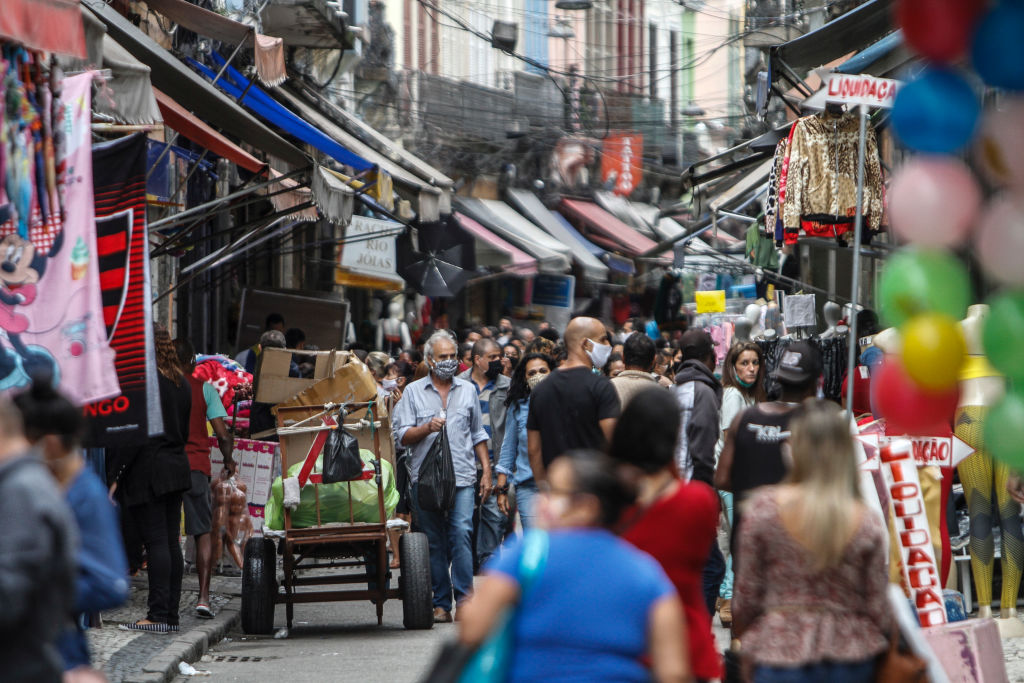 巴西染疫累計逾4萬例貧民區續遭民兵威脅交保護費 里約熱內盧 中共肺炎 中共病毒 新唐人中文電視台在線