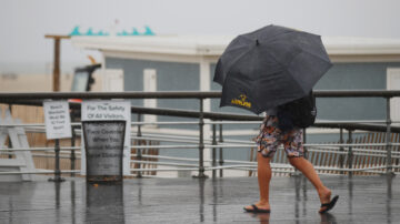 熱帶風暴登陸紐約 帶來大雨和強風