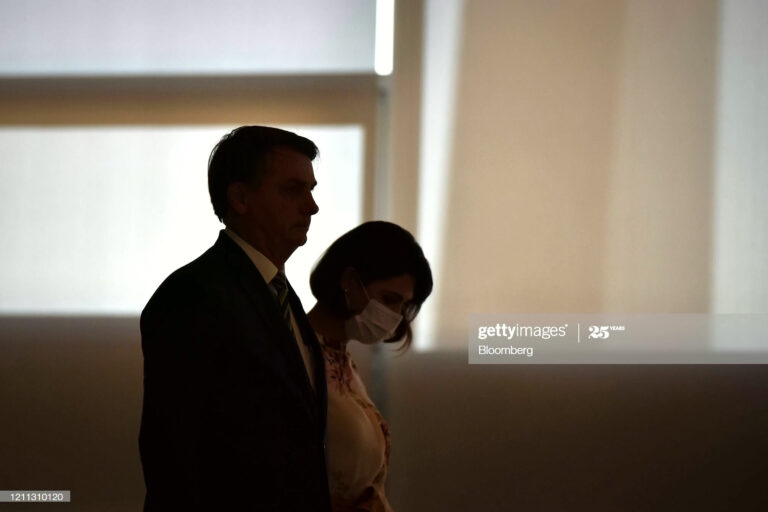 巴西總統染疫 妻子及2女兒測試呈陰性