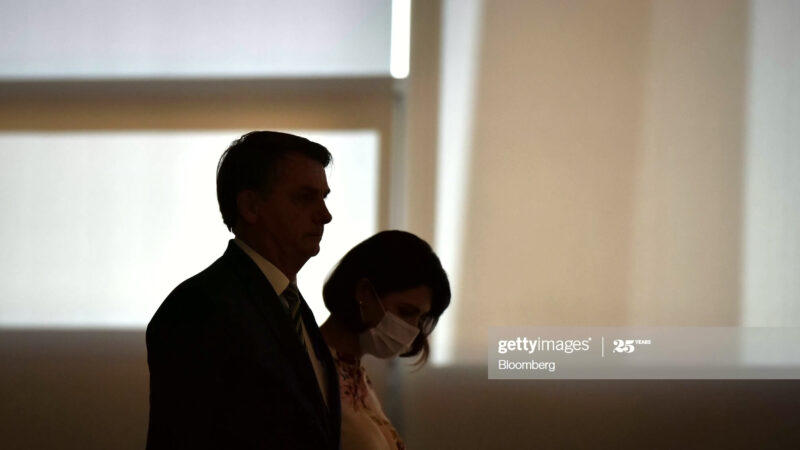 巴西總統染疫 妻子及2女兒測試呈陰性