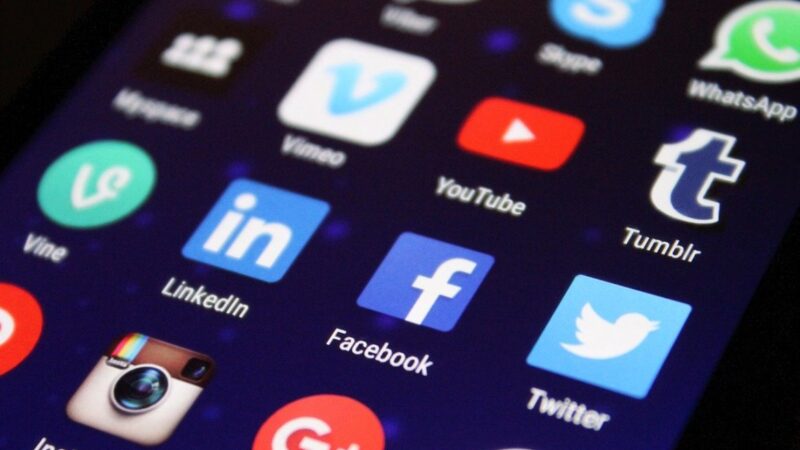 推特脸书拒交用户数据给港府 党媒威胁罚款停业