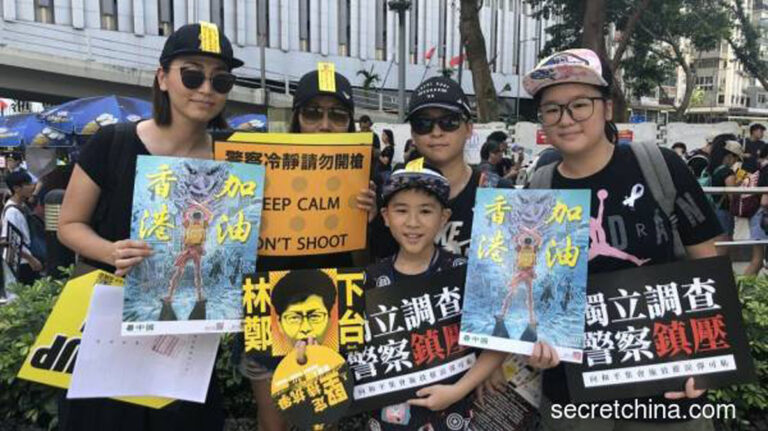 刑滿出獄獲百人迎接 勇武派：原來大家沒忘記我