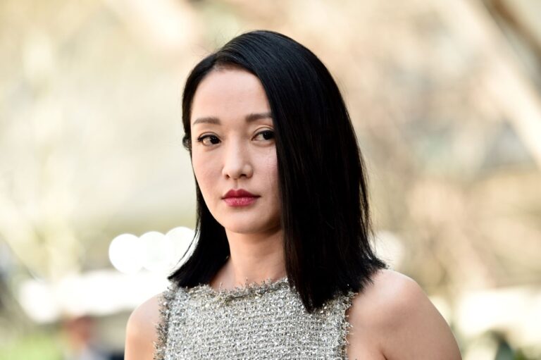 周迅反常連上多個綜藝節目 被評「走下雲端」