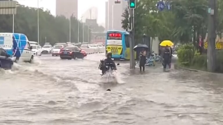 「巴威」發威多地變汪洋 登陸遼寧創最强記錄