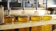 植物油變「食用塑膠」？精煉過程讓人心驚