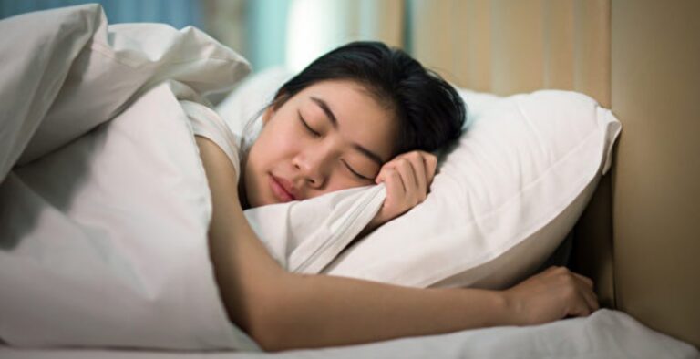 熬夜讓你瘦體素下降 減肥最好的吃睡時間大公開