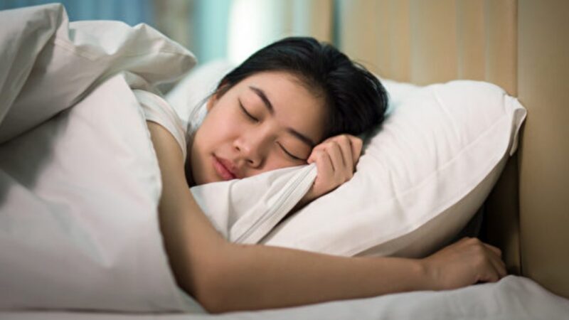 熬夜讓你瘦體素下降 減肥最好的吃睡時間大公開