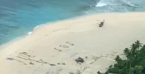 3男受困无人岛与世隔绝3天 海滩上写SOS获救