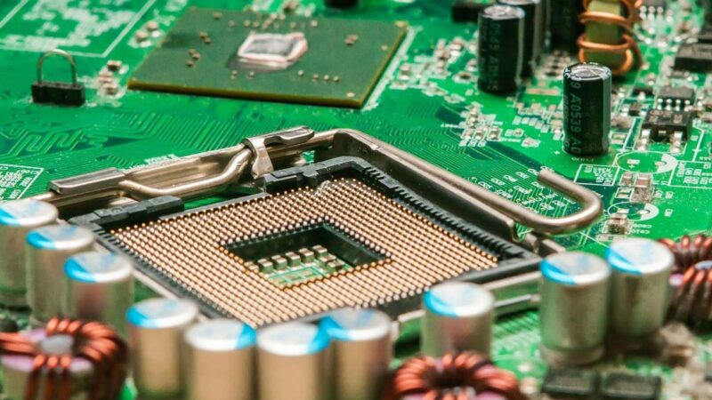 芯片国产梦碎 中国唯一7纳米光刻机被抵押