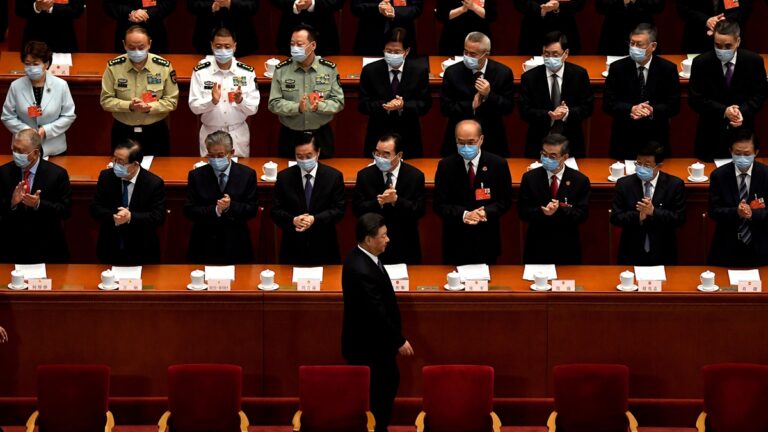 中國富豪悄悄移民 人大、政協名單曝光