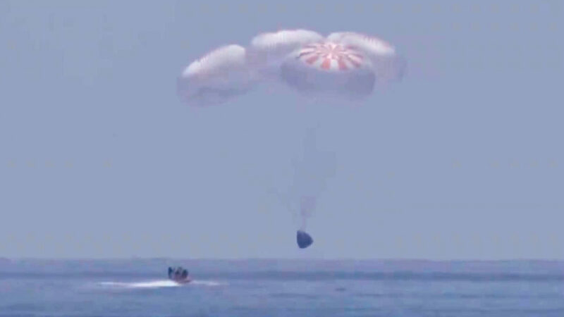【重播】美宇航員乘「龍飛船」海上降落