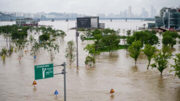 韓國暴雨釀災 13死13失蹤 逾千人流離失所