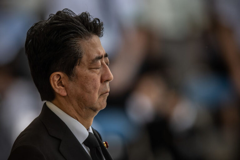 日本前首相安倍晉三遇襲身亡 