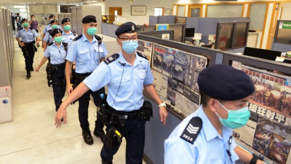 寒蝉效应？香港警队怕美国制裁 紧急转移上百亿资产