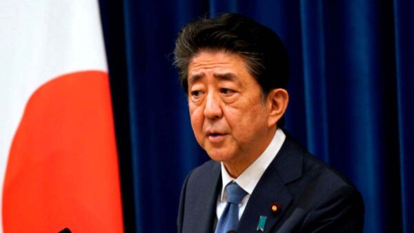 周晓辉：安倍辞职 日本将迎来强硬反共首相
