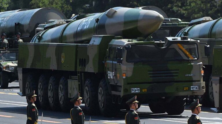 軍事對峙驟升溫 中共向南海連射4枚導彈