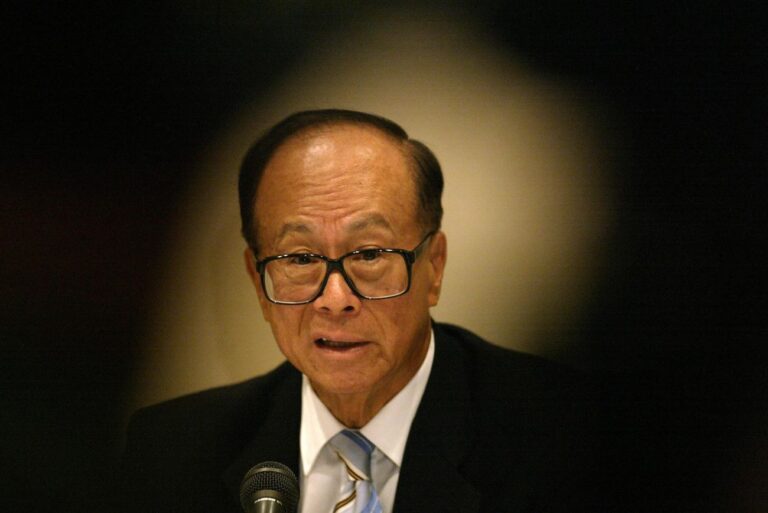 風水師一句話 李嘉誠豪擲200萬港幣