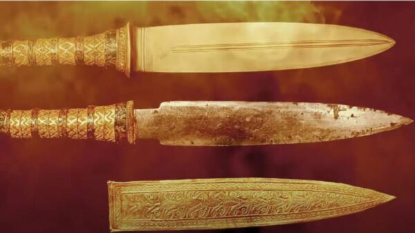 古埃及法老陪葬匕首是外星陨石打造？千年不锈！