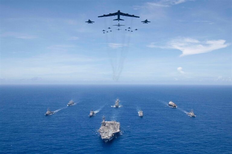 美軍勇敢之盾軍演 里根航母與上百架戰機參與