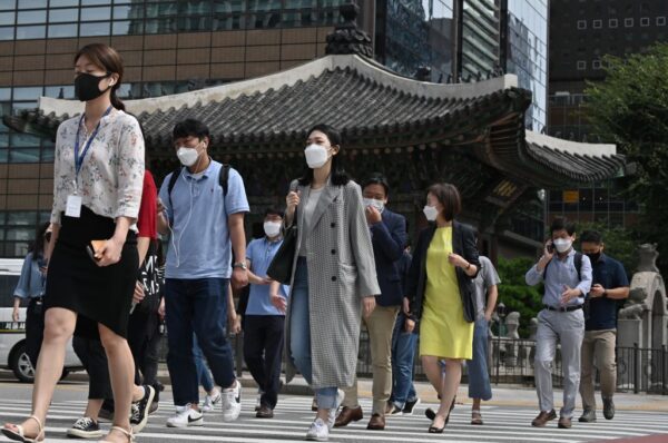 近九成韩国民众忧疫情危及国安 居全球之冠