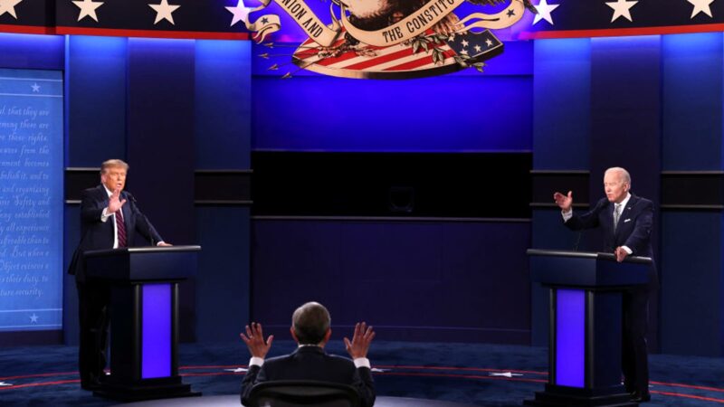 新唐人直播美國大選辯論 獲讚「最棒口譯」