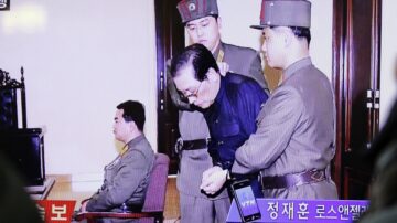 目睹2亲信遭炮决 金正恩姑丈吓到尿失禁