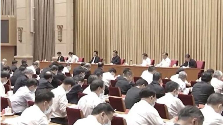 7常委集體亮相治疆會議 習近平再提「8個堅持」