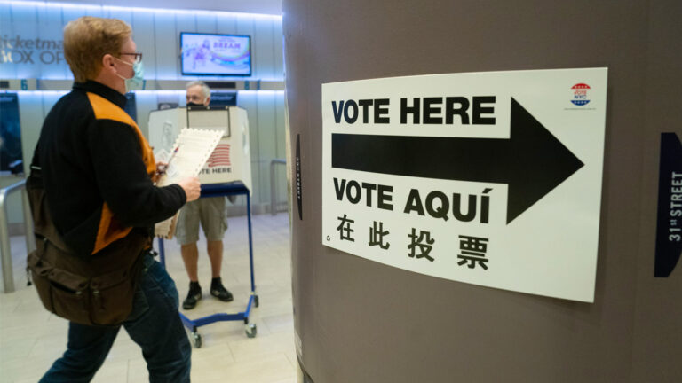 美總統候選人爆醜聞 已投票選民如何重投