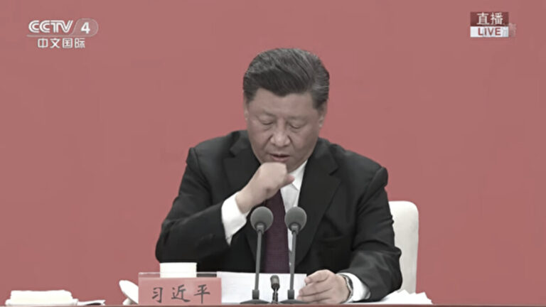【今日點擊】習近平深圳講話猛咳 彭麗媛現身穿戴有深意？