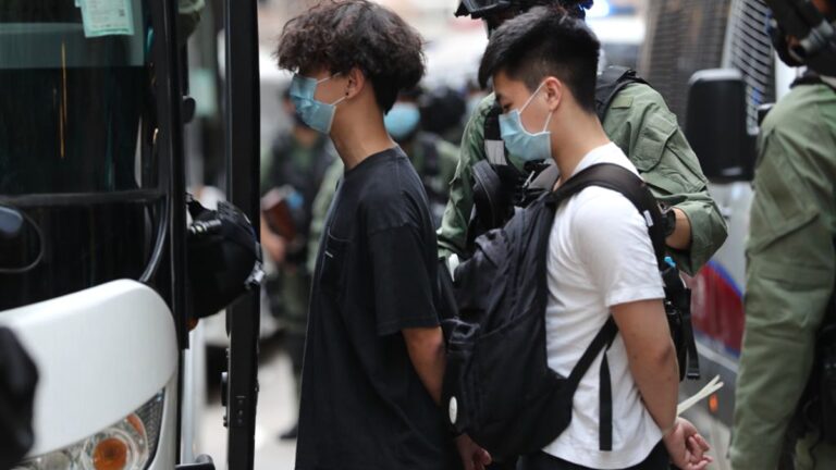 香港十一抗爭 至少86人被捕 包括4名區議員(組圖)