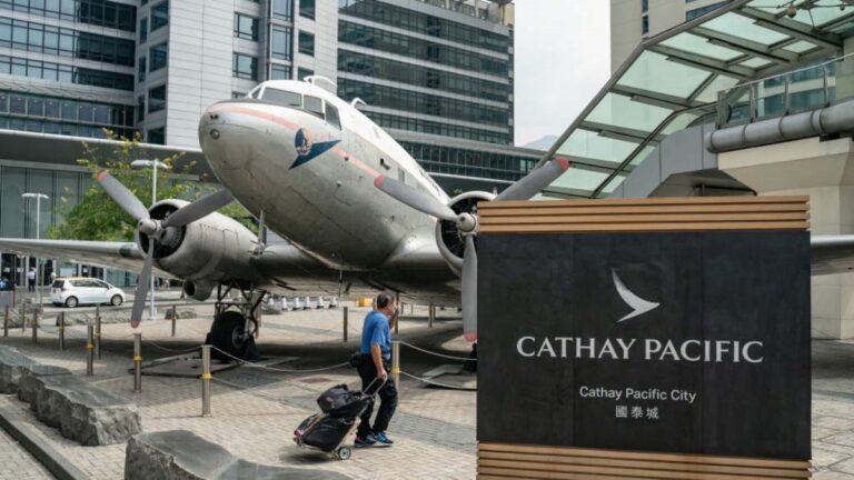 成龍魔咒再下一城 港龍航空破產