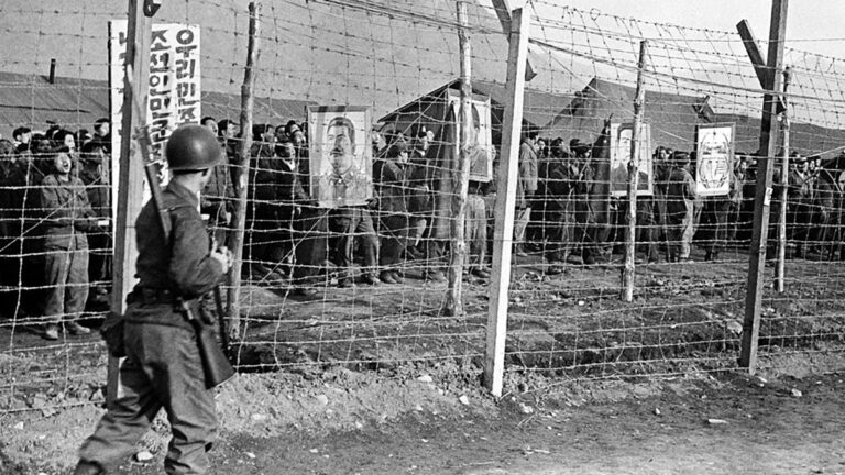 「向我開炮」原型90歲擺攤 盤點志願軍戰俘悲劇人生