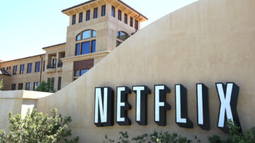 Netflix走出黑暗期 三大策略奏效股價大漲83％