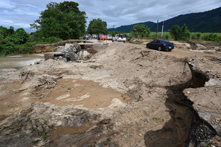 熱帶風暴伊塔吞噬村莊 危地馬拉150人喪命或失聯(視頻)