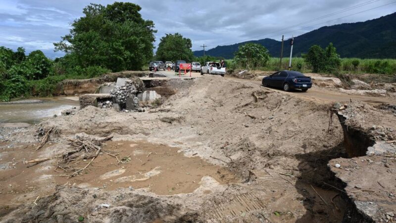 热带风暴伊塔吞噬村庄 危地马拉150人丧命或失联(视频)
