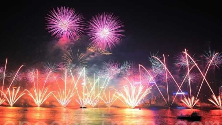 【重播】迎接2021 各國跨年煙火秀線上看