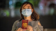 港人签证申请31号起跑 英相强生自豪挺港