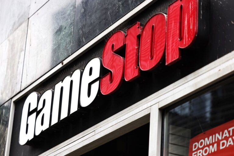 美股散戶起義新進展 GameStop股票風波聽證會召開(視頻)